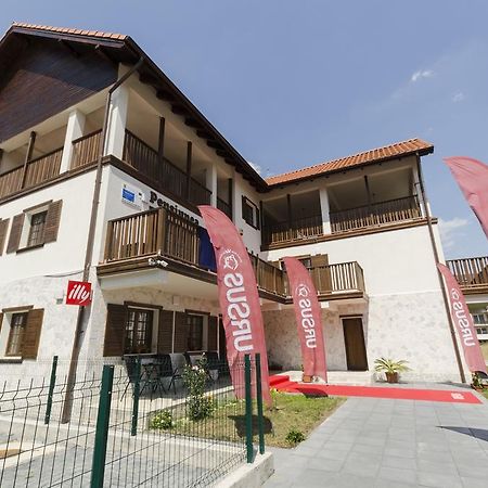 Pensiunea Carol Floreşti Buitenkant foto